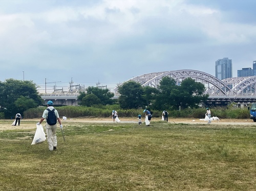 「第36回なにわ淀川花火大会」清掃ボランティアに参加